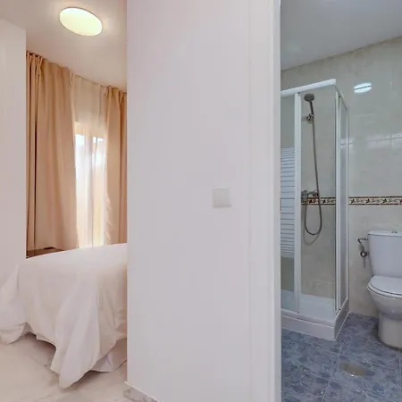 37 Estepona